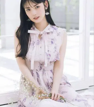 tocco 리본 달린 허리 플라워 프린트 플리츠 원피스 미치시게 사유미