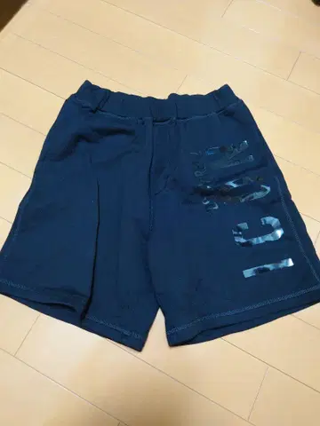 DSQUARED2 블랙 하프 팬츠 M