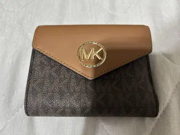 Michael Kors 3단 폴더형 지갑 브라운/블랙