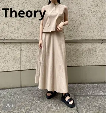 Theory 띠어리 SOFT LAWN 플레어 스커트 인기 컬러 / 완판템