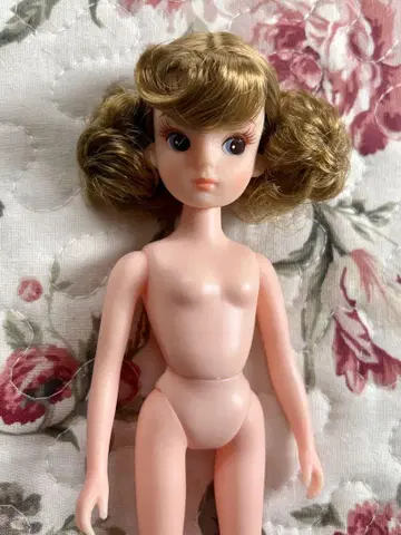 복각판 초대 리카짱 브라운 머리 2020년 리카짱 캐슬