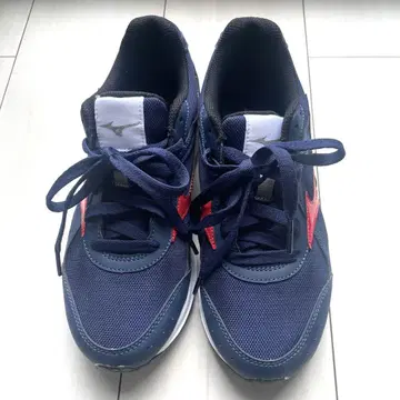 운동화 24 cm
