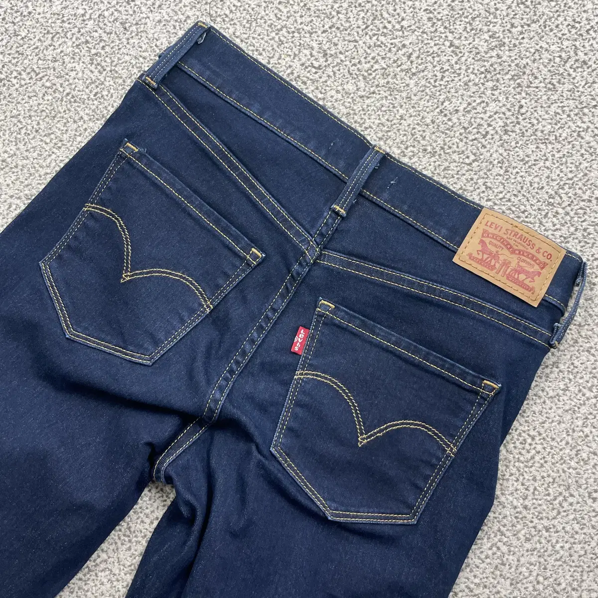 【MODIMOOD】SIDE PINTUCK WASHING DENIM Modimood Feeling Washing Side Pintuck Wide Pants Medium Blue