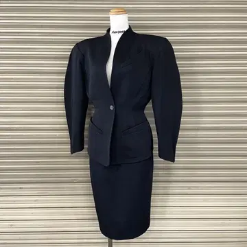레어 티에리 뮈그레이 셋업 자켓 스커트 입체 재단 변형