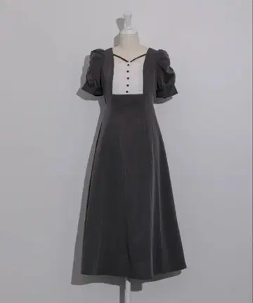 pium 요크 절개 개더 쓰리 브로 롱 원피스 차콜