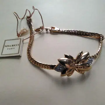NINA RICCI 플라워 팔찌 골드