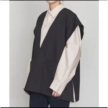 ASTRAET 아스트라트 V넥 베스트