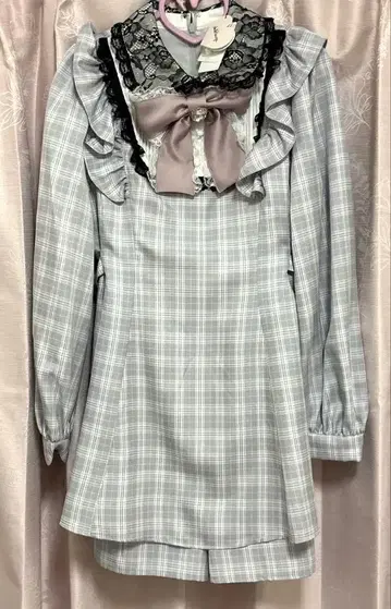 앙크루즈 앙크루즈 옷깃 레이스 콤비네존 그레이