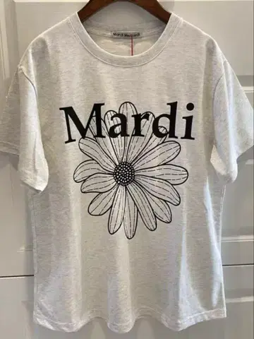 Mardi Mercredi 마르디메크르디 티셔츠
