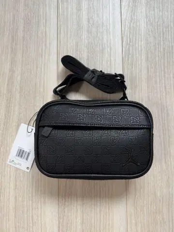 F06359 조던 모노그램 카메라 백 블랙