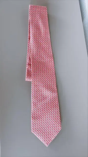 넥타이 페라가모