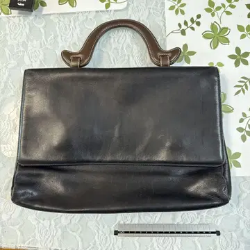 블랙 가죽 토트백