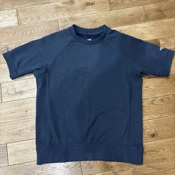 THE NORTH FACE 네이비 스웨트 반팔 트레이너 M