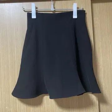 snidel 스나이델 대인기 헴 플레어 아스카 숏 팬츠 새상품급 블랙