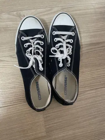 CONVERSE 블랙 스니커즈 로우 컷