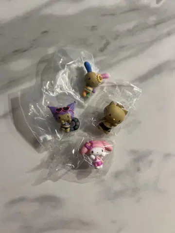 산리오 바캉스 피규어 가챠가챠