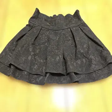 미셸 마카롱 레이스 슬림 레그 스커트 블랙 S 사이즈