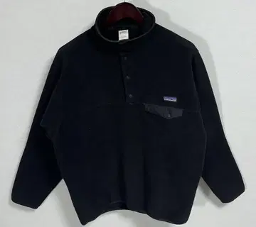 새상품급 파타고니아 신틸라 스냅 티셔츠 블랙 2008년산 검정