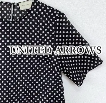 UNITED ARROWS 도트 무늬 시어 블라우스 블랙 검정 반팔