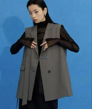 유나이티드 도쿄 네이트 튤 프릴 베스트/그레이