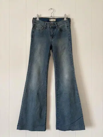 FREE PEOPLE 부츠 컷 데님