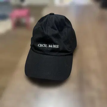 CECI McBEE 블랙 캡 58cm 미사용품