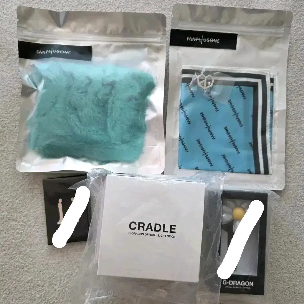 G Dragon Lightsticks Scarf | TikTok