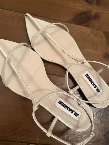 미사용품 JILSANDER 질 샌더 플랫 샌들 37 가죽 스틸레토