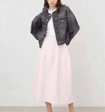 헴 디자인 심리스 니트 스커트 [손세탁 가능] Mila Owen