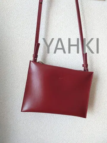 YAHKI 가죽 스퀘어 숄더백