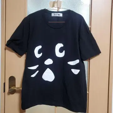 네넷 반팔 티셔츠 빅 페이스 다이 컷 디자인 블랙