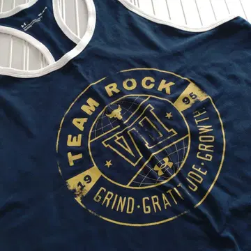 Project Rock / UNDER ARMOR 탱크탑 M