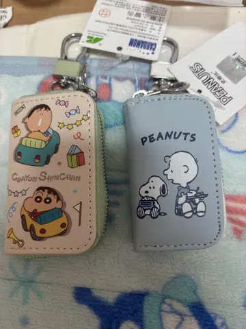 크레용 신짱 피넛 보관 케이스