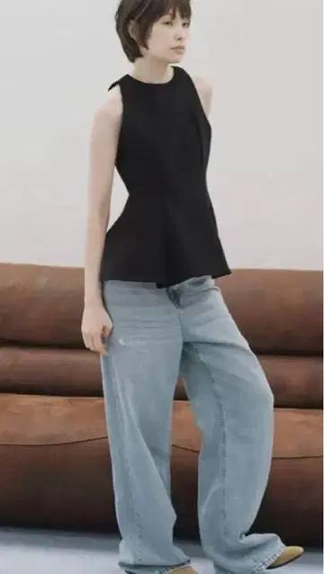 자라 플리츠 홀터넥 상의