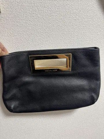 MICHAEL KORS 블랙 클러치백