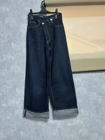 새상품급 자라 크로스 데님 다크 네이비