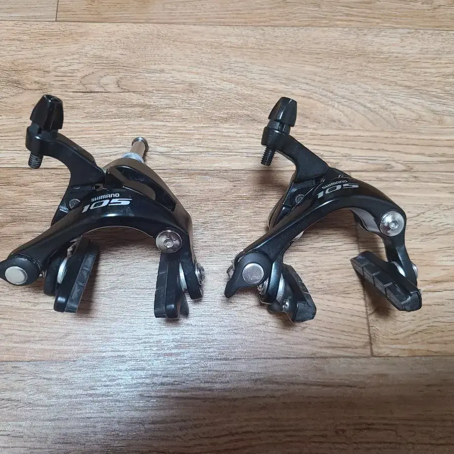 R5800 SHIMANO 105