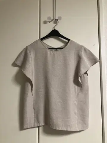 새상품 UNITEDARROWS BEAUTY&YOUTH 소매 플레어 티셔츠