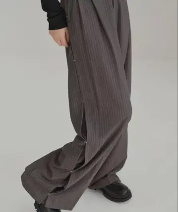 haek stripe wide pants/스트라이프 와이드 팬츠