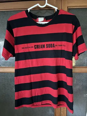 CREAM SODA 빨검스트라이프 티셔츠 반팔