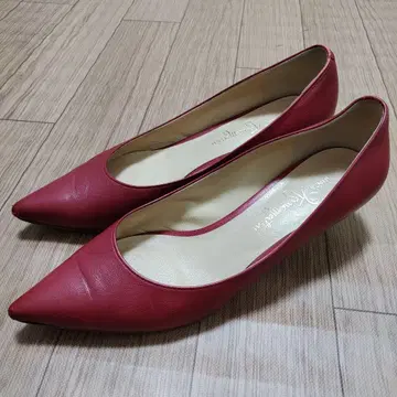 긴자 카네마츠 레드 스틸레토 펌프스 24cm