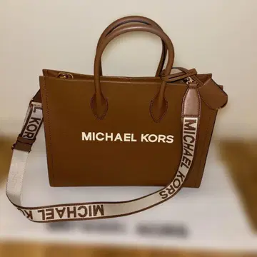 MICHAEL KORS 마이클코어스 새상품급 가죽 토트 2way A4