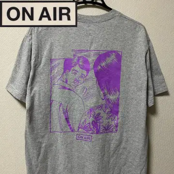 ON AIR 봄/여름 티셔츠 회색