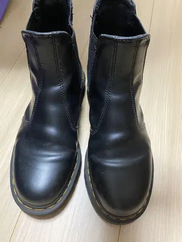 닥터마틴 사이드 고어 사이즈 UK8 (26.5-27cm)