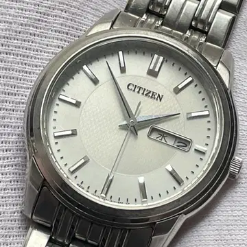 CITIZEN E101-S091888 ECO-DRIVE QUARTZ