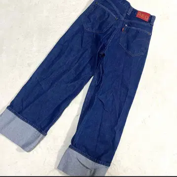 Levi's RED 26 하이웨스트 와이드 스트레이트 데님 롤업