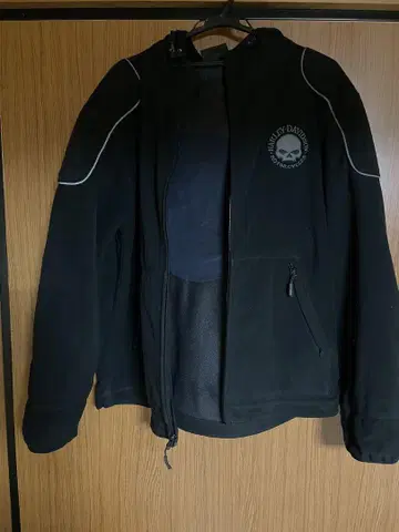 Harley-Davidson 어깨 및 팔꿈치 패드 부착 집업 블랙 후드티
