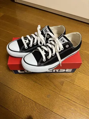 컨버스 스니커즈