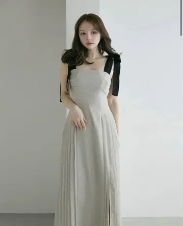 앤메리 앤 리본 플리츠 드레스