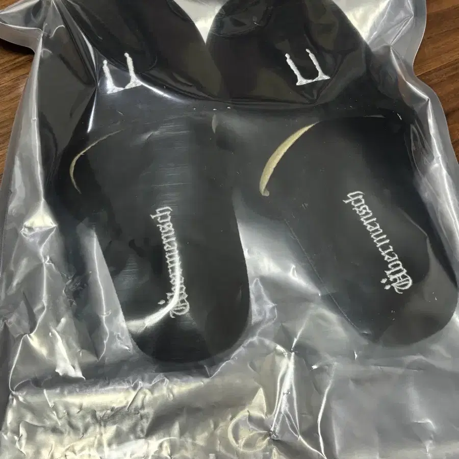 G-DRAGON | 지드래곤 G-dragon Übermensch Slippers Black S 240